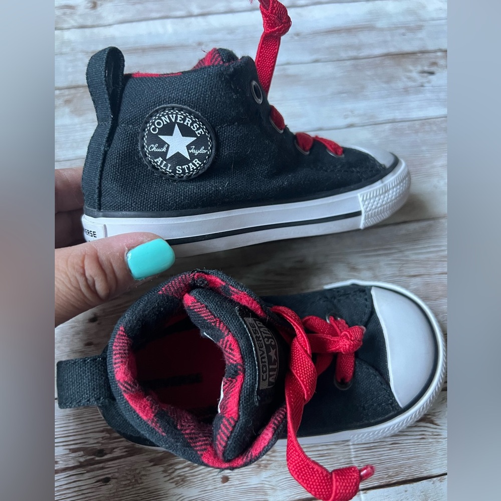 𝙲𝚘𝚗𝚟𝚎𝚛𝚜𝚎 𝙰𝚕𝚕 𝚂𝚝𝚊𝚛 Baby Sneakers ★